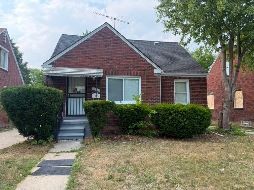 Property main image