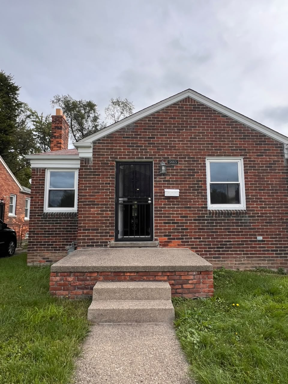 Property main image