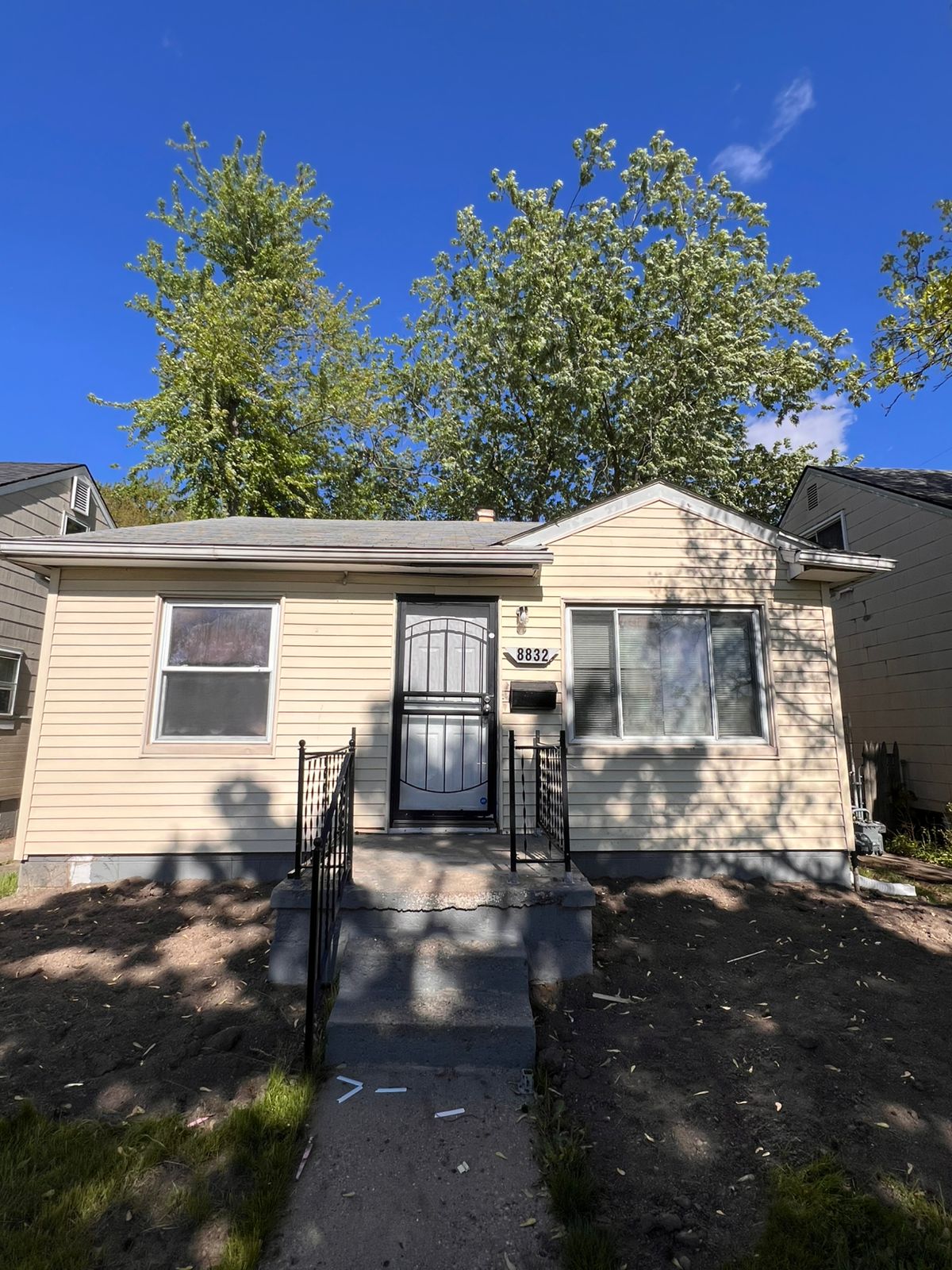 Property main image