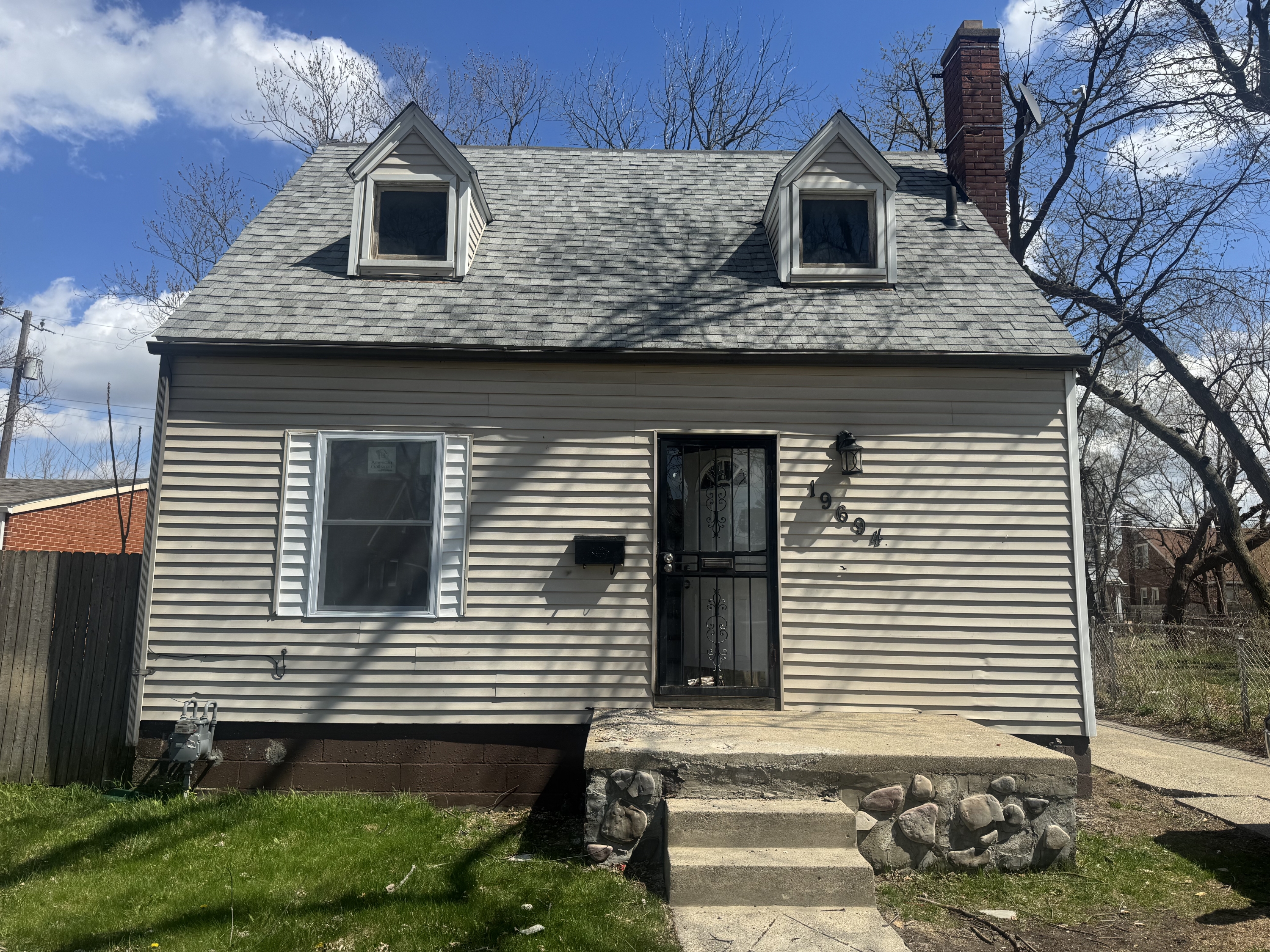 Property main image