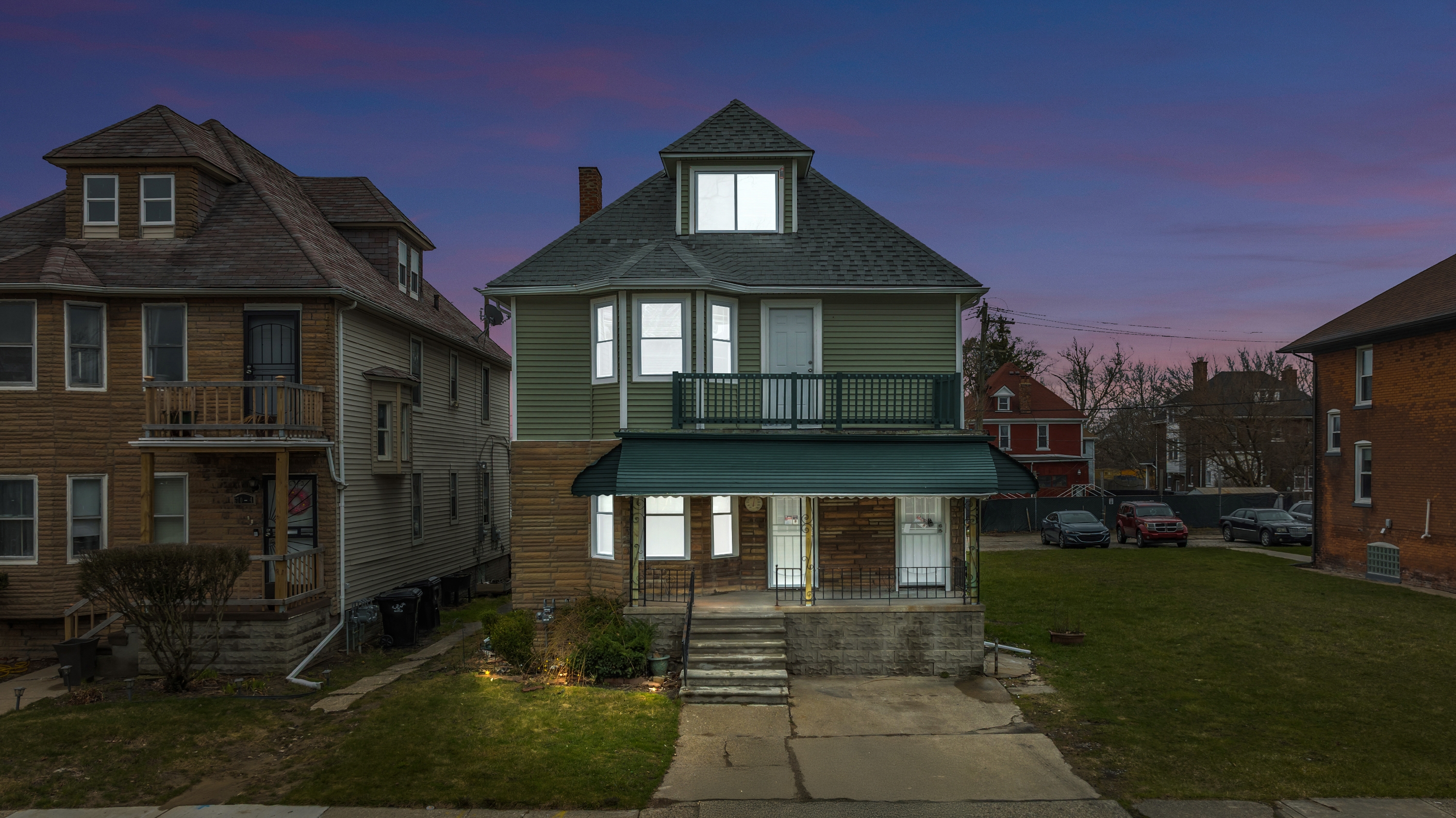 Property main image
