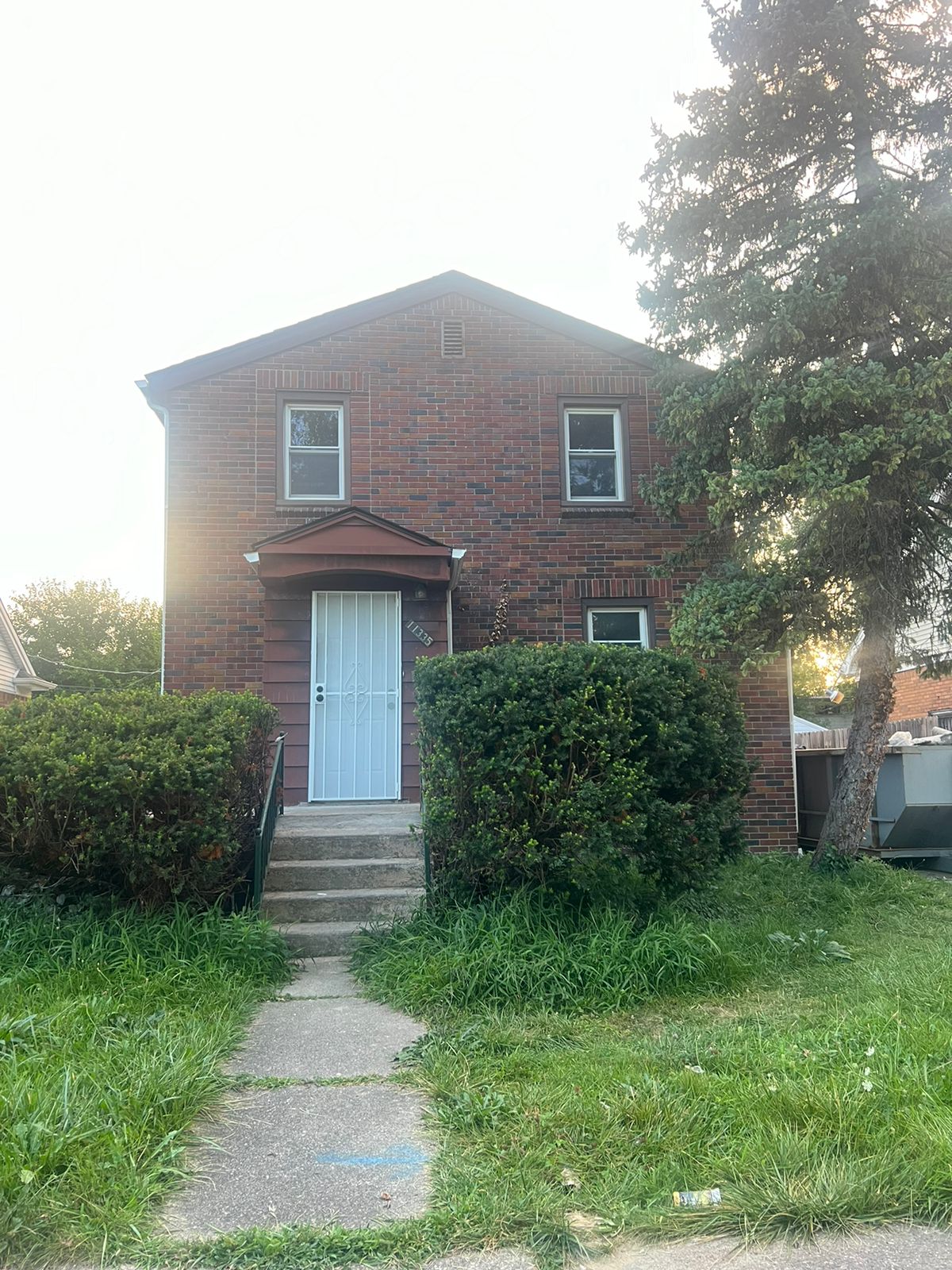 Property main image