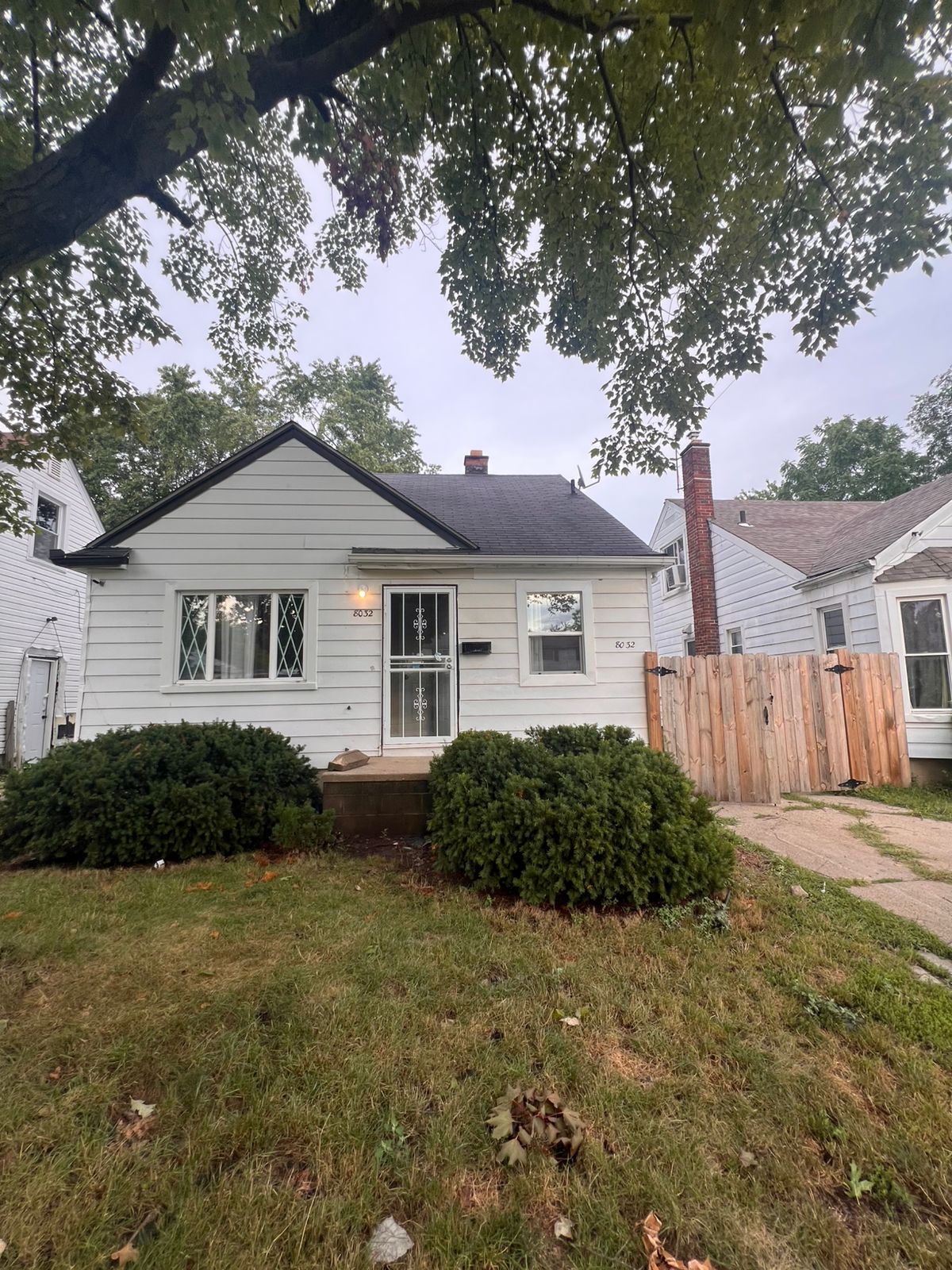 Property main image