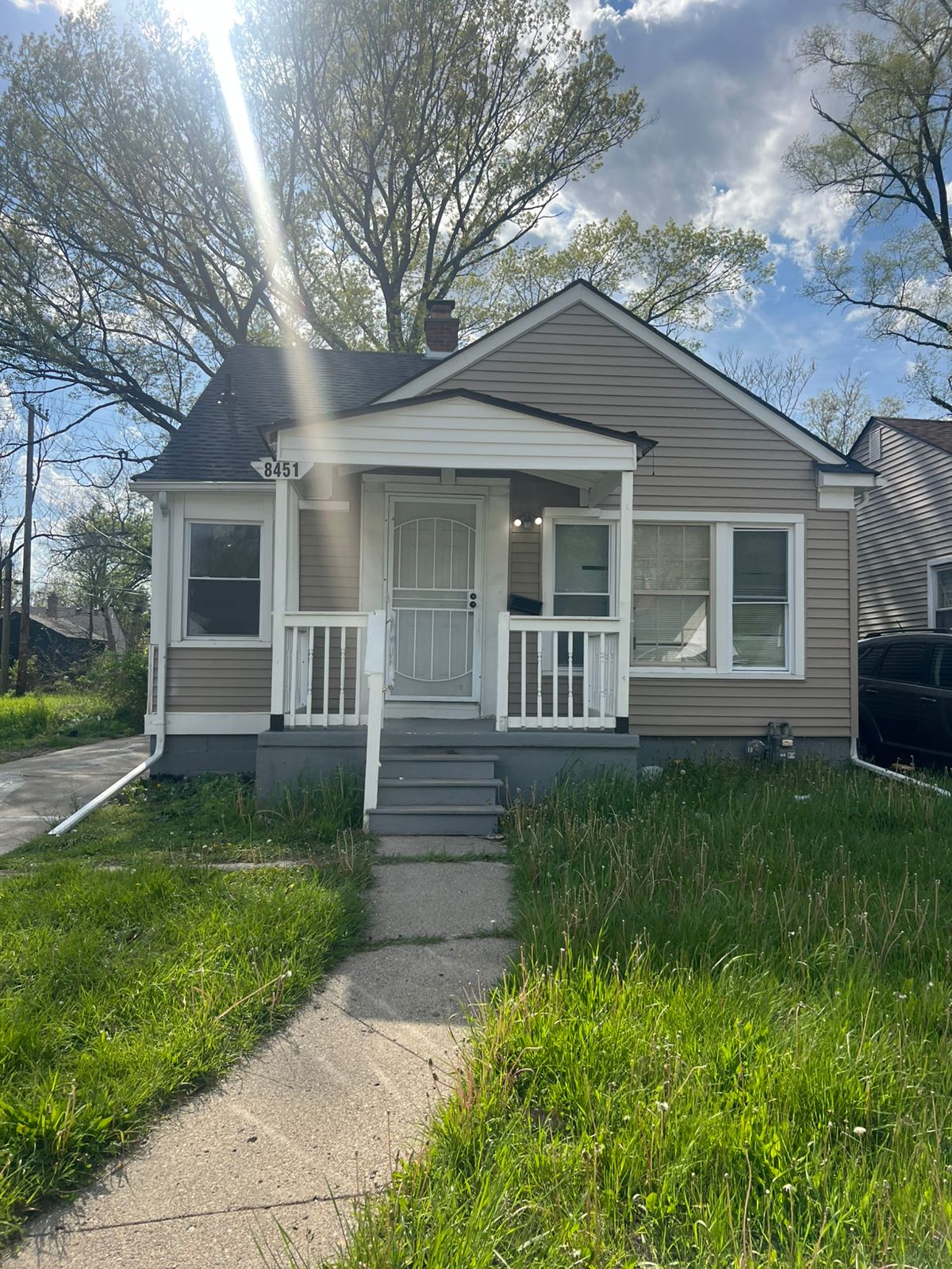 Property main image